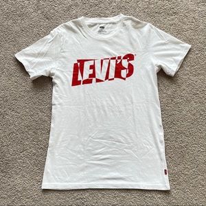 Levi’s White T-shirt
